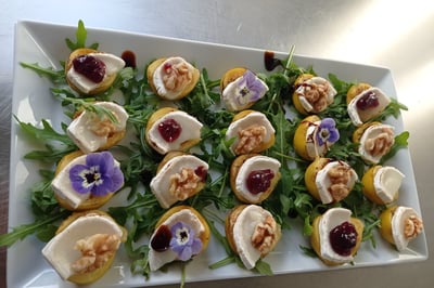 Kundenmeinungen zu zuverlässigem und freundlichem Catering-Service