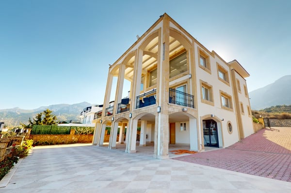 Experience refined living in this stunning villa, where modern architecture meets warmth and comfort. A private retreat in a prime location, offering space, light, and seamless indoor-outdoor living.