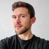 Ein Portrait von Alexander Ladiges (Gründer von Padel Planet)