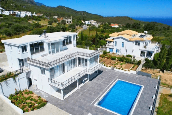This luxury villa with panoramic views and two pools combines elegance, comfort, and open-air living.