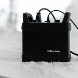 Profoto Pro-11 + 2 Heads