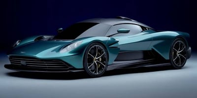 Aston Martin, Pebble Beach'te İki Yeni Model Tanıtacak