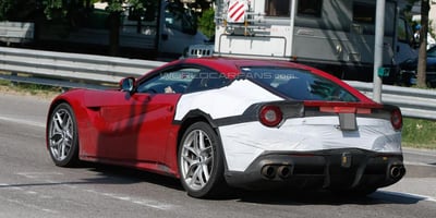 2016 Ferrari F12 Berlinetta M Testlere Başladı