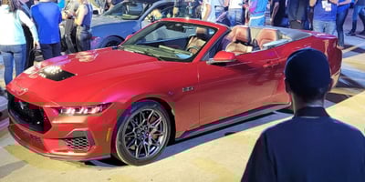 Stellantis, GM ve Ford, 2024 Detroit Otomobil Fuarı'na 6 Yeni Model Getiriyor