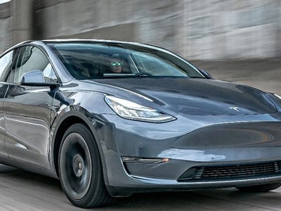 Haberler Elektrikli Otomobil Üreticisi Tesla, Yeni Modeli "Model Y" ile Pazarda Yükselişte