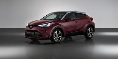 Yeni 2024 Toyota C-HR Hybrid ve Fiyatları: Geleceğe Yönelik Çevre Dostu Bir Kompakt SUV