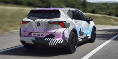 2024 Renault Scenic E-Tech: Sıfır Emisyonlu Geleceğin Aile Otomobili