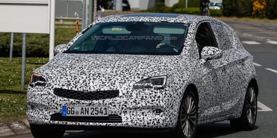 2016 Opel Astra K Hatchback Testler Sırasında Yakalandı