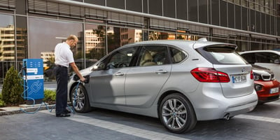 2016 BMW 225xe Hibrit Özellikleri Açıklandı