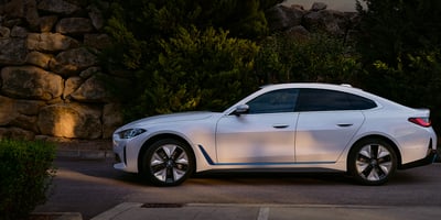 BMW i4: Elektrikli Güç ve Lüks Tasarımın Buluşması