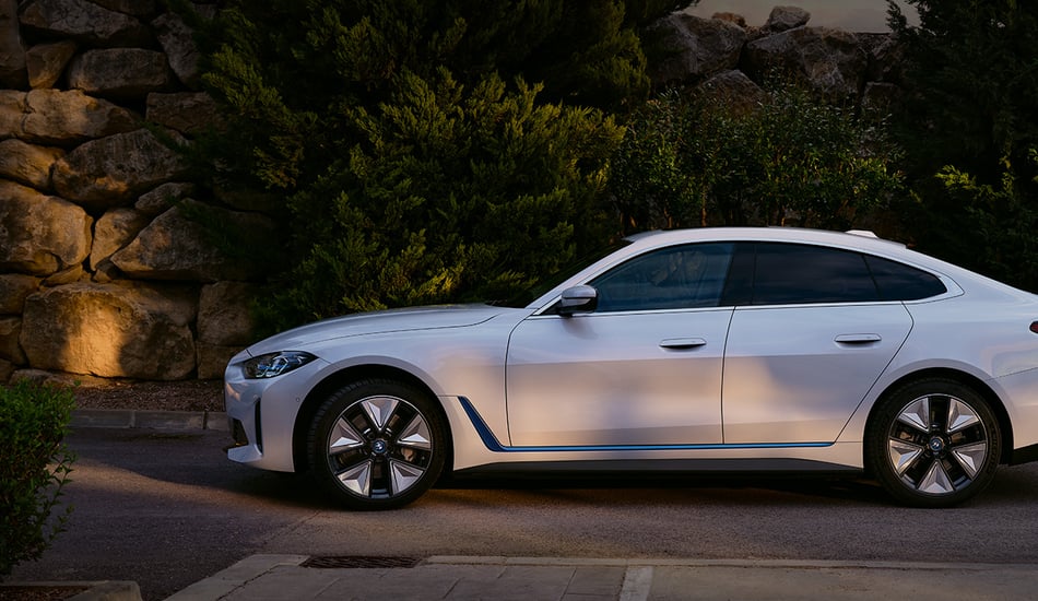 BMW i4: Elektrikli Güç ve Lüks Tasarımın Buluşması