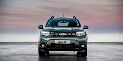 Yeni Dacia Duster ve Fiyatları: Pratik ve Güçlü Teknoloji 2024-01-08