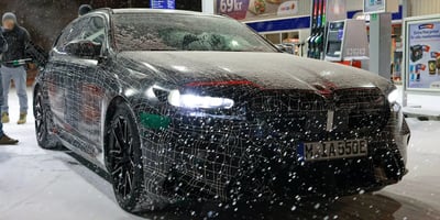 2025 BMW M5 ve M3 CS Vagonları Kış Testinde Görüntülendi