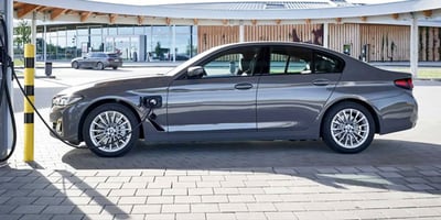 2021 BMW 320e Özellikleri Açıklandı
