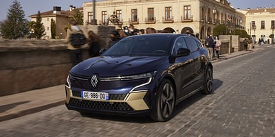 2022 Renault Megane E-TECH Çarpışma Testi