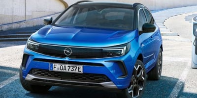 2022 Opel Grandland Türkiye'de! Fiyat ve Özellikler