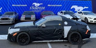 Yeni Nesil 2024 Ford Mustang, Woodward Dream Cruise'da Görüntülendi