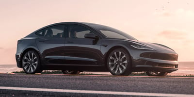 Makyajlı Tesla Model 3 618 BG Güç Üretebilir