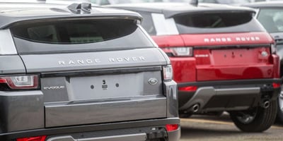 Land Rover Zarar Etmeye Devam Ediyor