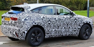 2020 Makyajlı Jaguar E-Pace Testlere Başladı