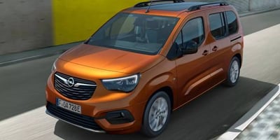 2023 Opel Combo-e Life: Pratiklik, Konfor ve Elektrikli Güç Birleşimi