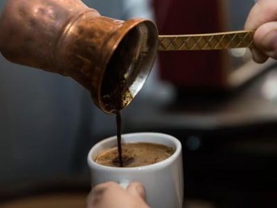 Getränke Zuckerarmer Dibek-Kaffee (mit Wasser)