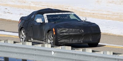 2016 Chevrolet Camaro Cabrio Testlere Başladı
