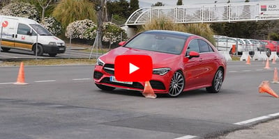  2020 Mercedes-Benz CLA Geyik Testi Videosu