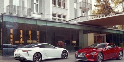 Lexus Coupe LC 500H Türkiye'ye Geliyor