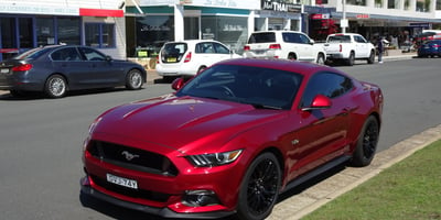Ford Mustang: Efsanevi Bir Otomobilin Yeniden Doğuşu