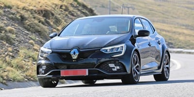 2020 Renault Megane RS Makyajlanıyor 2019-09-04