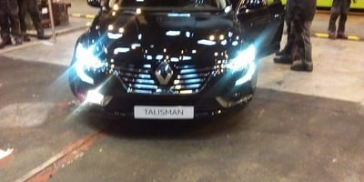 2016 Renault Talisman İlk Defa  Canlı Görüntülendi