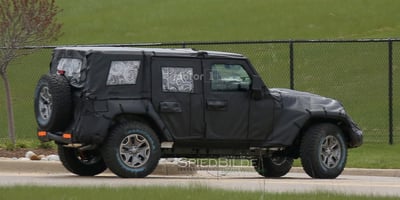 2018 Jeep Wrangler Testlere Başladı 2016-05-05