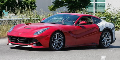 2016 Ferrari F12 Berlinetta Eylül'de Tanıtılacak