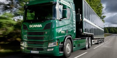 Scania Semi Güneş Enerjisi İle 10.000 KM'ye Kadar Menzil Üretebilir