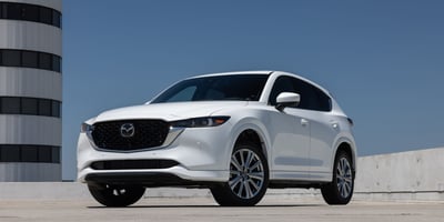 Yenilenen 2024 Mazda CX-5: Sportif Tasarım ve Yenilikçi Teknolojiler