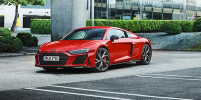 Audi R8 Testlere Devam Ediyor