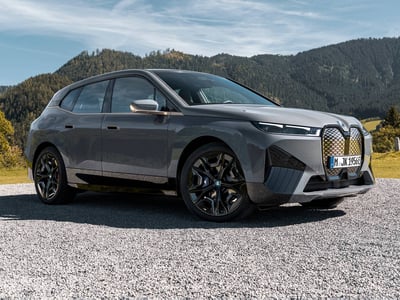 Haberler 2024 BMW iX: Elektrikli SUV Segmentinde Yenilikçi Bir Lider