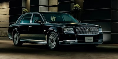 Yeni Toyota Century SUV Bu Ağustosta Tanıtılabilir