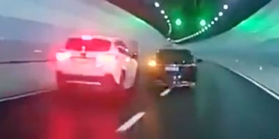 Öfkeli İki Sürücü Kazaya Neden Oldu! (Video)