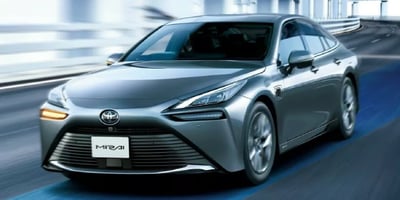 Toyota Mirai: Sıfır Emisyonlu Geleceğin Hidrojen Yakıt Hücreli Otomobili