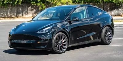 Elektrikli Araç Pazarı Büyümeye Devam Ediyor: Tesla'nın Yeni Modeli Rekabeti Kızıştırıyor