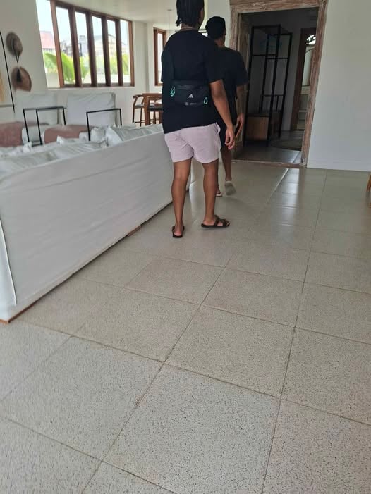 2BR Rental – Munggu – Enclosed living room