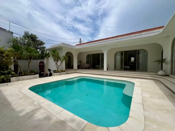 3BR Villa – North Umalas – Fully furnished with pool