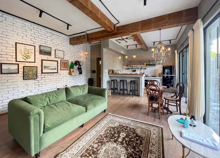 2BR Villa – Batubolong – Enclosed living room and private pool