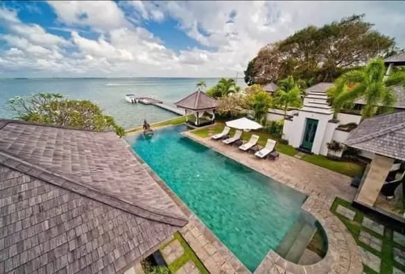 4BR Villa – Nusa Dua – Beachfront