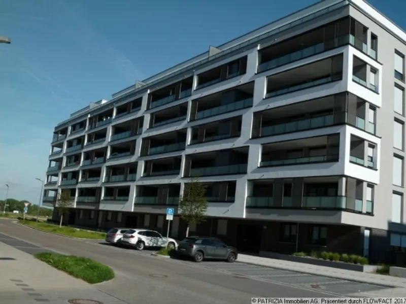 3BR Apartment – Böblingen – 2 Balconies