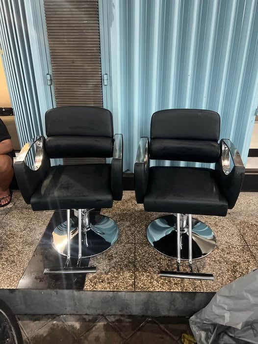 Salon Equipment – Gianyar – Custom Chairs