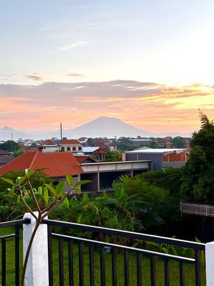 2BR Villa – Kerobokan – Mountain and Rice Field Views