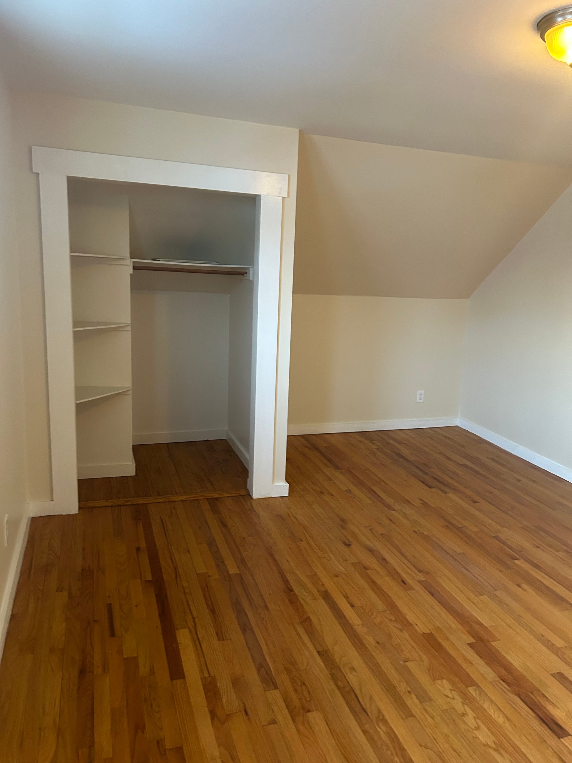 3 Bed 1 Bath Apartment